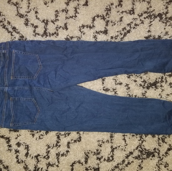 Jean - Picture 4 of 4